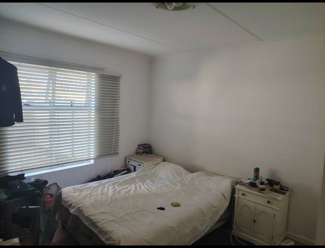 2 bed property for sale in STRAND